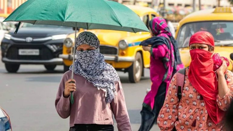 Heatwave Warning: ఢిల్లీకి రెడ్ అలర్ట్.. 3 రోజులు తీవ్ర వేడిగాలులు ఉంటాయని హెచ్చరిక
