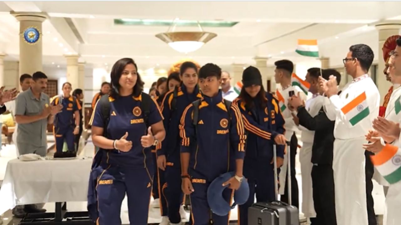 IND vs ENG: ఇంగ్లాండ్‌కు చేరిన భారత మహిళల క్రికెట్ జట్టు.. మ్యాచుల షెడ్యూల్ ఇలా..