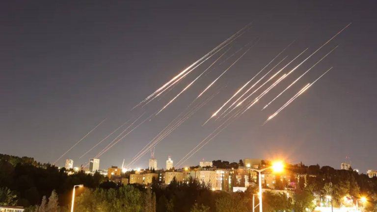 Iran-Israel: ట్రంప్ ప్రకటన ఉత్తిదే.. ఇజ్రాయెల్‌పై తాజాగా ఇరాన్ క్షిపణి దాడులు