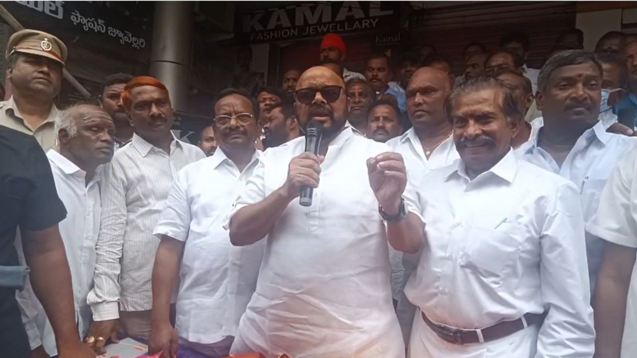 Konda Murali: 16 ఎకరాలు అమ్మి ఎన్నికలకు పోయినా.. 70 కోట్లు ఖర్చుపెట్టిన..!