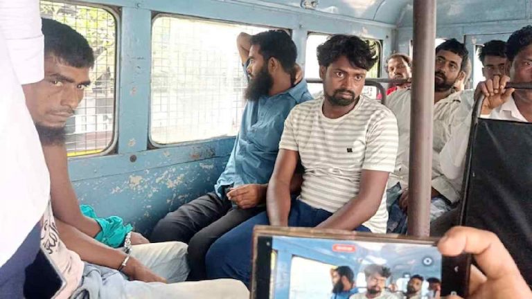 Murshidabad Violence: వక్ఫ్ పేరు ముర్షిదాబాద్ హింస.. ఇద్దరు సూత్రధారుల అరెస్ట్..