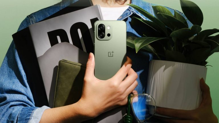 OnePlus 13s: స్నాప్‌డ్రాగన్ 8 ఎలైట్, 50MP + 50MP కెమెరా, 4K వీడియో రికార్డింగ్‌ వంటి ప్రీమియం ఫీచర్స్‌తో వచ్చేసిన వన్‌ప్లస్ 13s..!