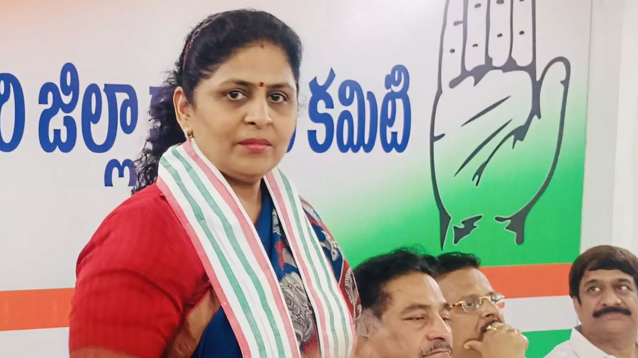 Sunkara Padmasree: మహిళలు బయటకు వచ్చే వరకు ప్రభుత్వం స్పందించలేదు!