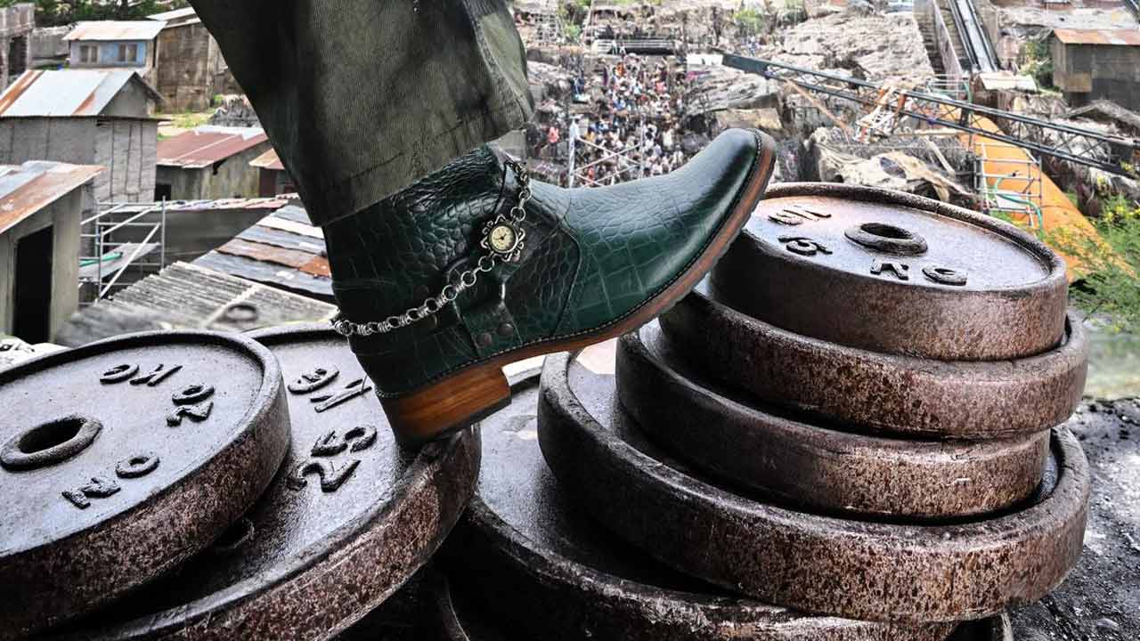 The Paradise: ధగడ్ పని మొదలెట్టాడు!