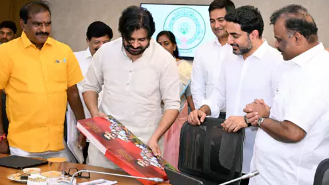 Yuva Galam Book: యువగళం పుస్తకంపై డిప్యూటీ సీఎం పవన్ ప్రశంస!