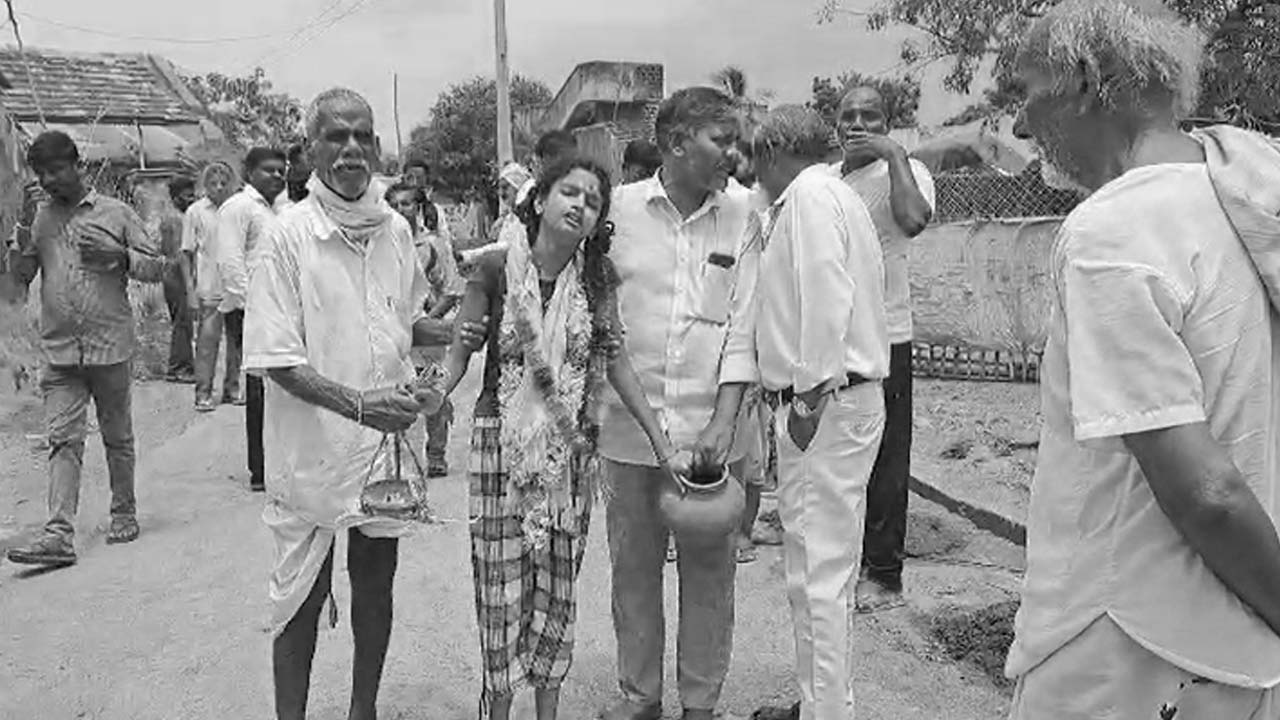 Mahabubabad: అమ్మను చం*పిన.. ఆ ముగ్గురిని వదలొద్దు.. ఉరి శిక్షపడాలి