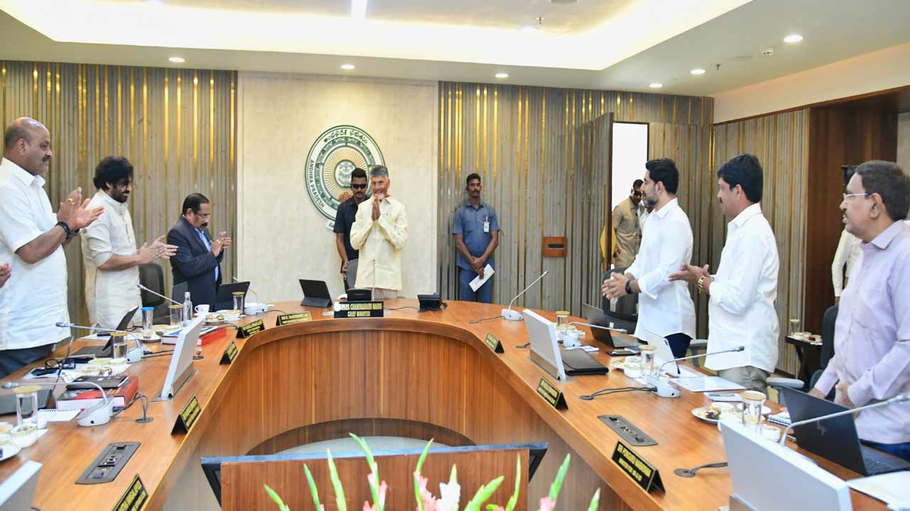 CM Chandrababu: మంత్రులతో కీలక అంశాలపై చర్చ.. దూకుడు పెంచాలని సీఎం ఆదేశాలు