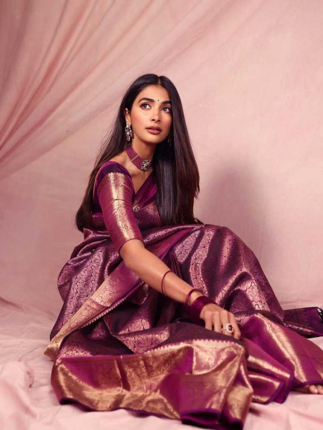 Pooja Hegde : చీరలో అందంగా మెరిసిపోతున్న బుట్టబొమ్మ..
