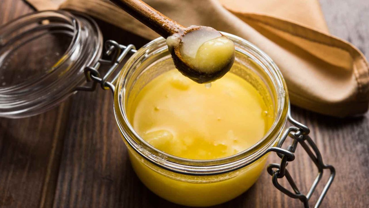 Ghee Benefits : నెయ్యి తింటే కొలెస్ట్రాల్ పెరుగుతుందా ? డాక్టర్స్ ఏమంటున్నారంటే..