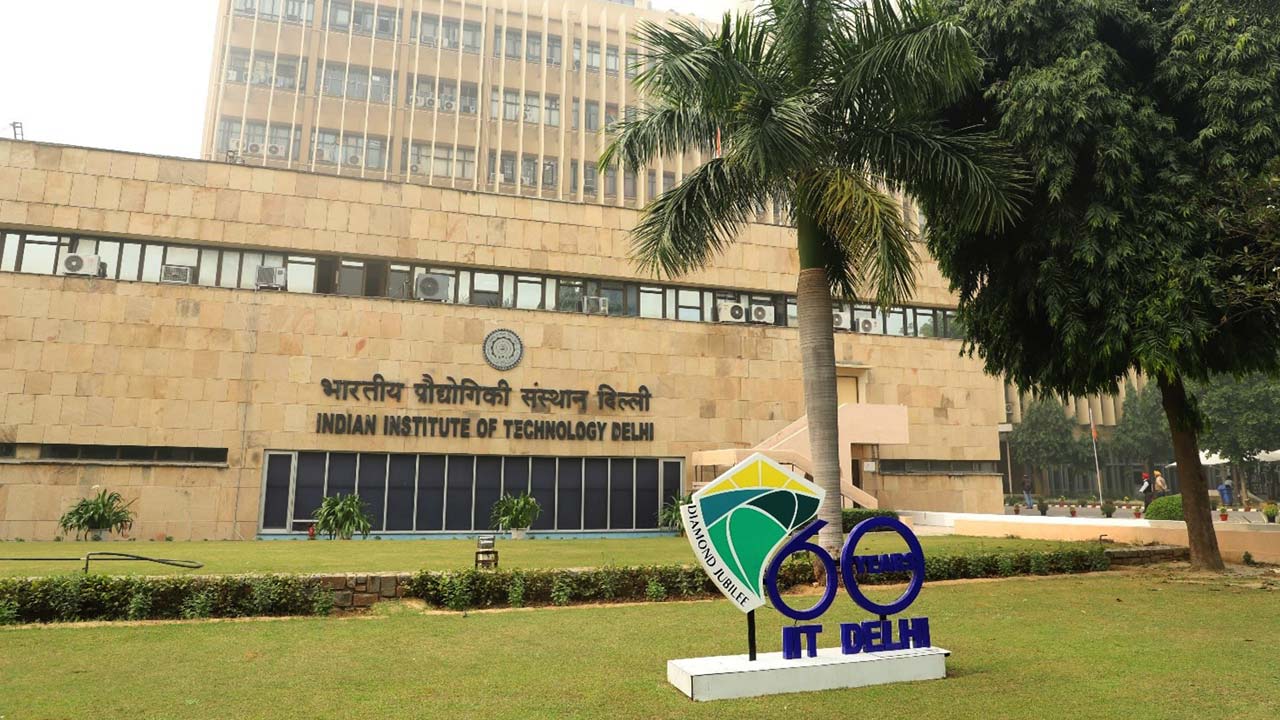 QS World University Ranking 2026: ప్రపంచంలోని టాప్ యూనివర్సిటీల్లో.. 50 భారతీయ వర్సిటీలు.. టాప్ లో ఐఐటీ ఢిల్లీ