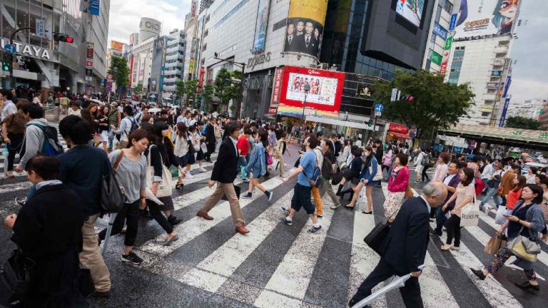 Low birth rate: ‘‘ప్లీజ్ ఎక్కువ మంది పిల్లల్ని కనండి’’.. ప్రజల్ని వేడుకుంటున్న 5 దేశాలు..