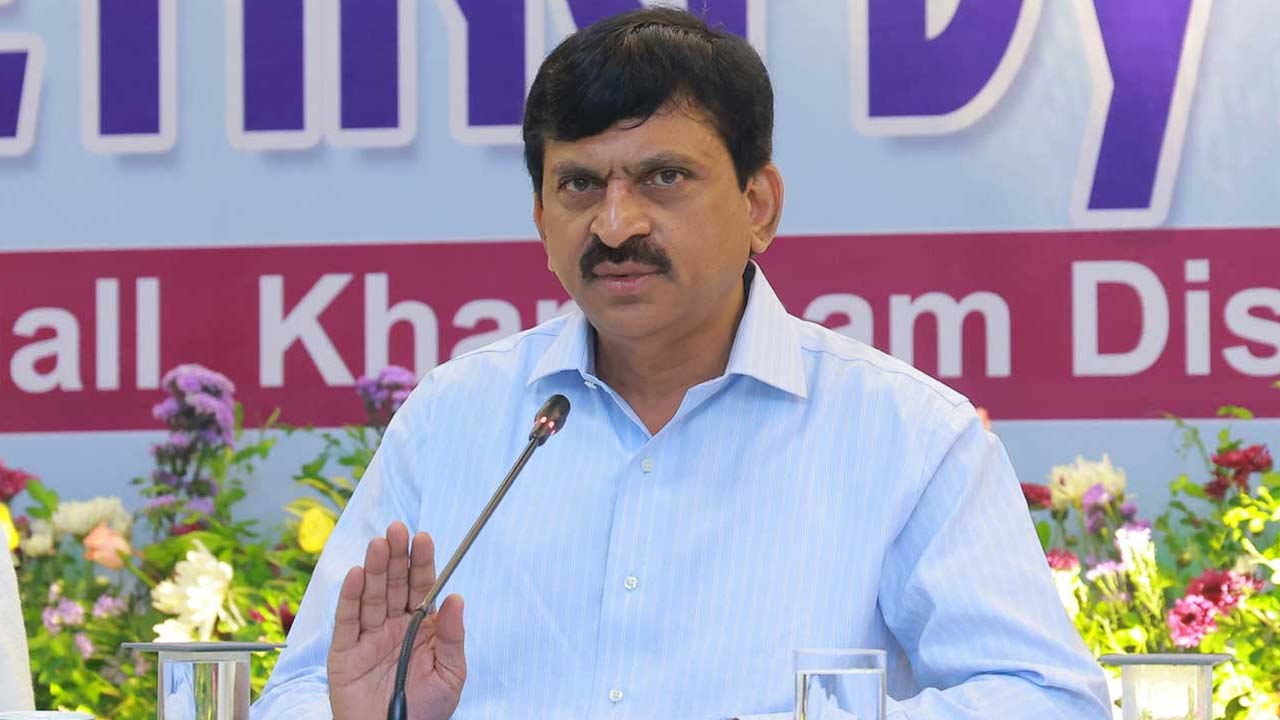 Ponguleti Srinivas Reddy : కేబినెట్ కీలక నిర్ణయాలు.. ముగ్గురు పిల్లల నిబంధనను ఎత్తివేస్తూ..