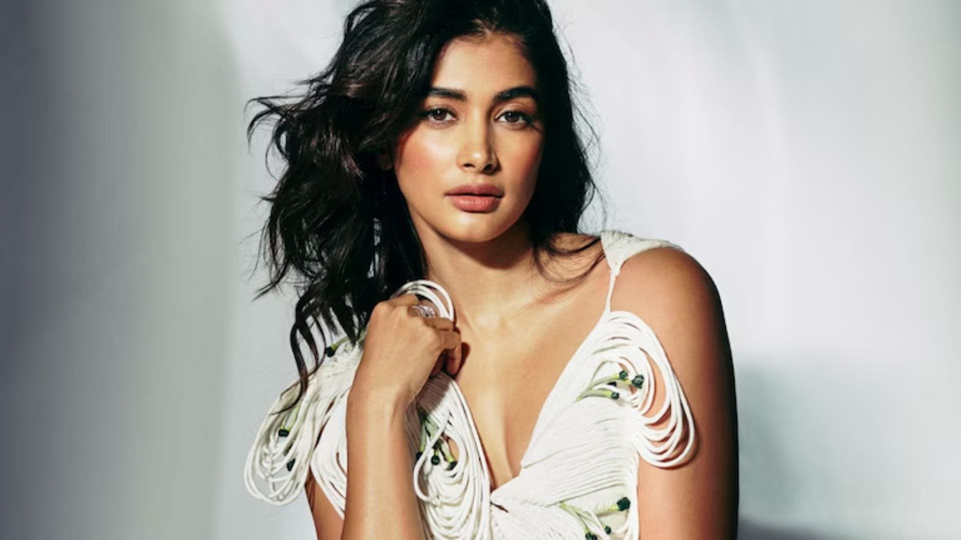 Pooja Hegde : నా జీవితంలో కొత్త ప్రయాణం మొదలైంది..