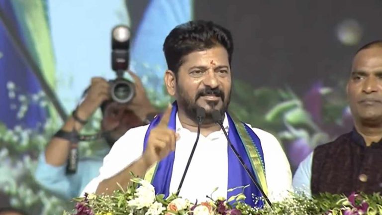 CM Revanth Reddy : కేసీఆర్‌కు మేము అన్నం పెడితే మాకు సున్నం పెట్టారు