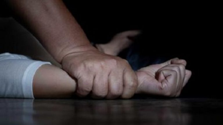 Se*xual Assault: జైలు నుండి విడుదలై రెండు రోజులు కాలేదు.. 80 ఏళ్ల వృద్ధ మహిళపై అత్యాచారం..!