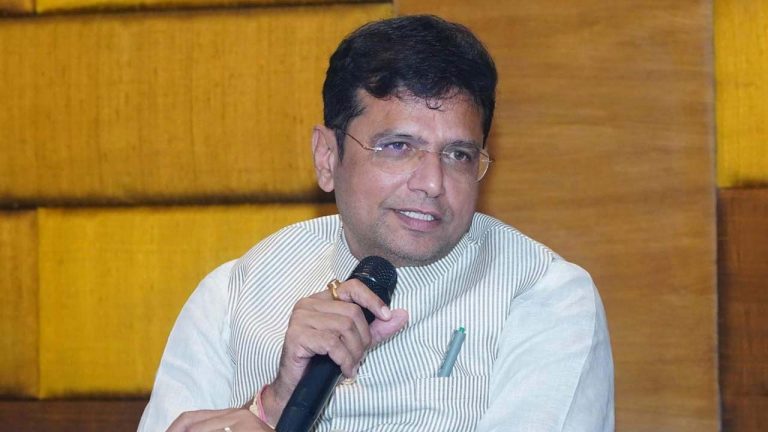 Minister Sridhar Babu: రాష్ట్ర ఆర్థిక వ్యవస్థను గాడిలో పెడతాం.. అభివృద్ధి చేసి చూపిస్తాం..!