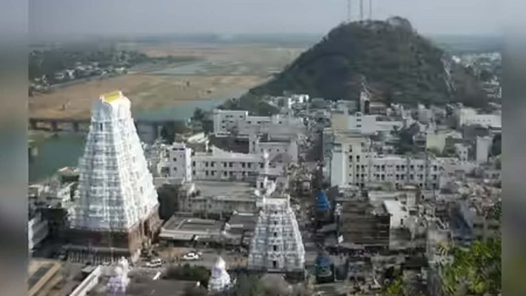 Srisailam: శ్రీశైలం భక్తులకు అలర్ట్.. రేపటి నుంచి ఇష్టకామేశ్వరి దేవి ఆలయ సందర్శన నిలుపుదల