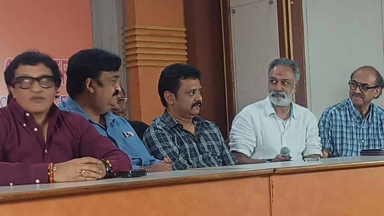 Telangana Film Chamber : పవన్ ‘హరిహర వీరమల్లు’ కోసం థియేటర్లను ఖాళీగా ఉంచాం!