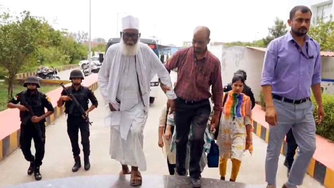 Chhangur Baba: హిందూ అమ్మాయిలను వలలో వేయడానికి 1000 మంది ముస్లిం యువకులకు నిధులు..