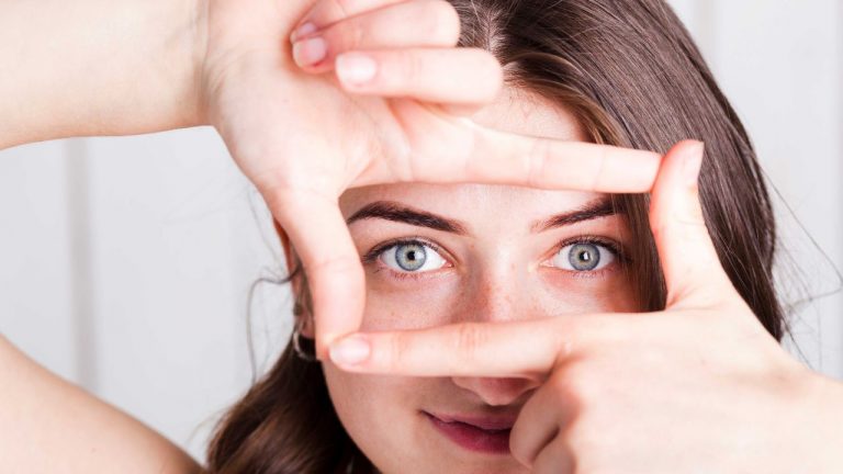 Eye Health Tips: కంటి చూపు మెరుగుపడాలంటే.. ఈ ఆహారాలు తినండి! గ్రద్ద లాంటి చూపు మీ సొంతం