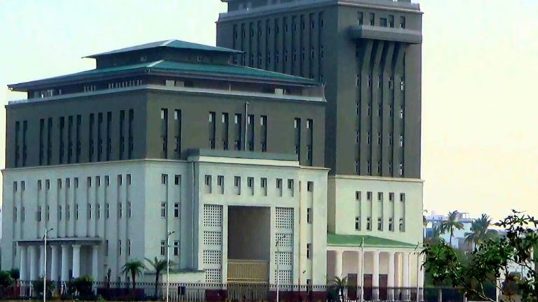 HYDRAA: హైడ్రా ఫాతిమా కాలేజీ పట్ల ఎందుకు మెతక వైఖరి అవలంబిస్తోంది..?