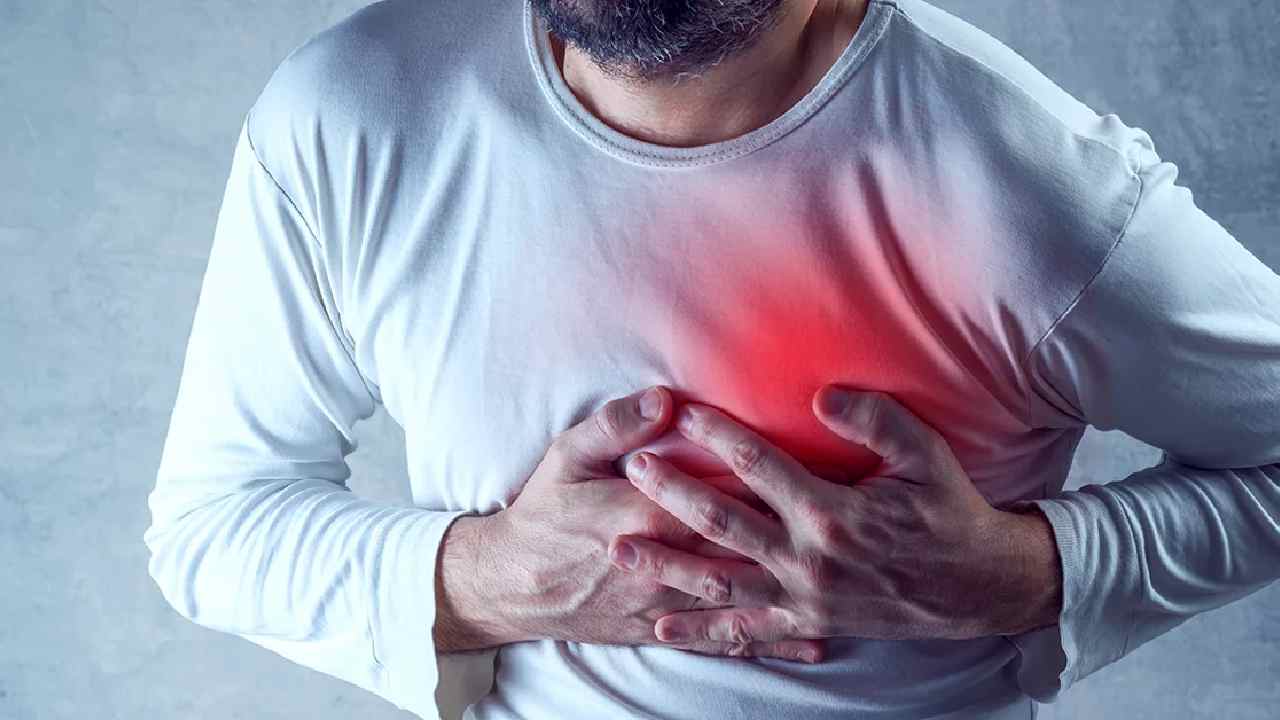 Karnataka: గుండెపోటు మరణాలు, ఆస్పత్రులకు పోటెత్తిన జనాలు..