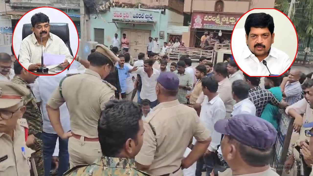 Machilipatnam: మంత్రి కొల్లు రవీంద్ర, పేర్ని నాని మధ్య మాటల యుద్ధం.. మచిలీపట్నంలో హైటెన్షన్..