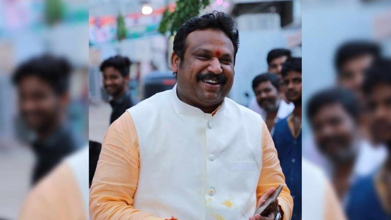 MLA Sri Ganesh :  ఎమ్మెల్యే శ్రీగణేష్ పై దాడికి యత్నం..  కాన్వాయ్‌ని వెంబడించిన 30 మంది యువకులు