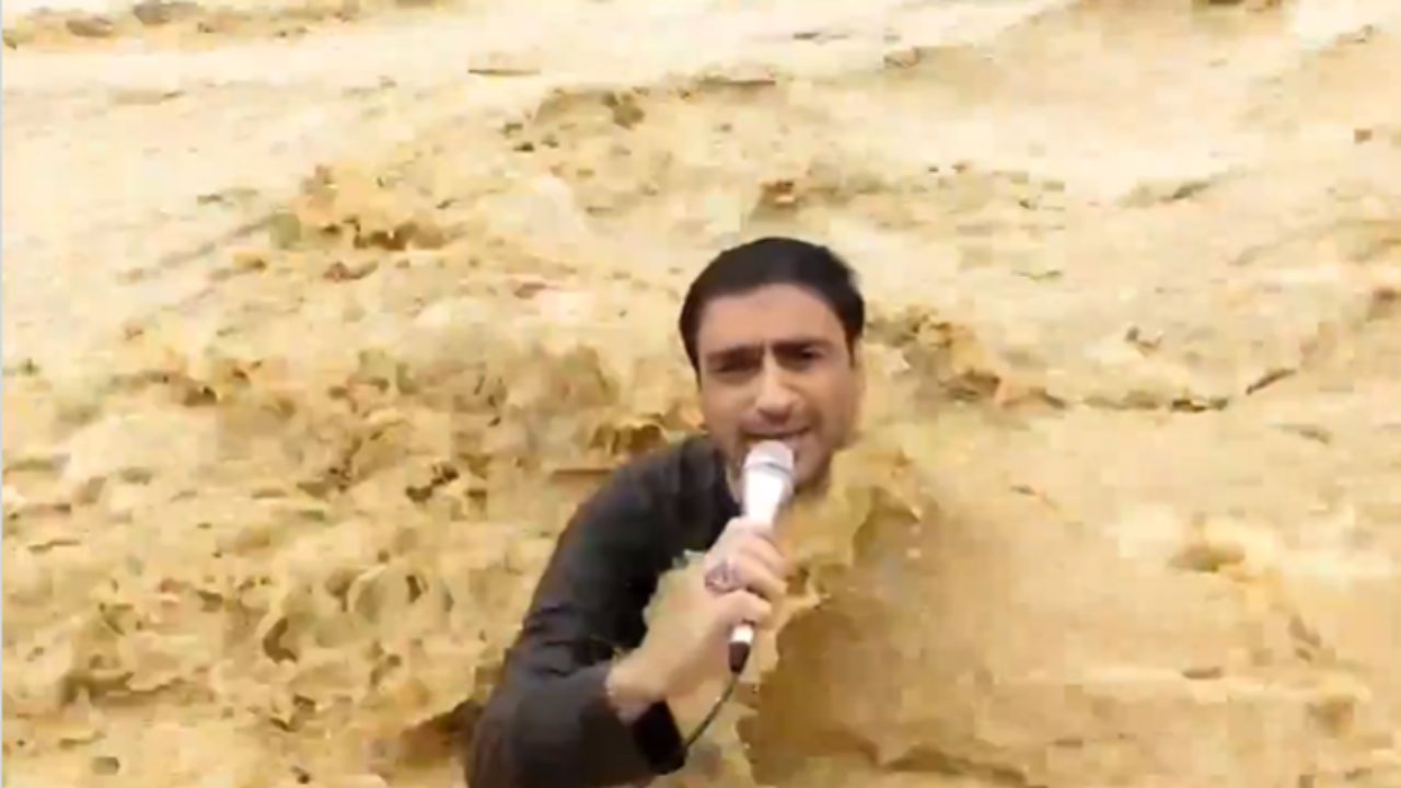 Pakistani Reporter: రిపోర్టింగ్ చేయి తప్పులేదు.. కానీ ఇంత అవసరం లేదుగా..!