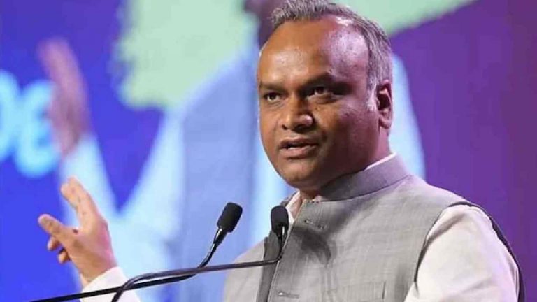 Priyank Kharge: ఆర్ఎస్ఎస్ కోసం విద్యార్థుల్ని బలవంతంగా తీసుకెళ్లారు.. బీజేపీపై ఆరోపణలు..