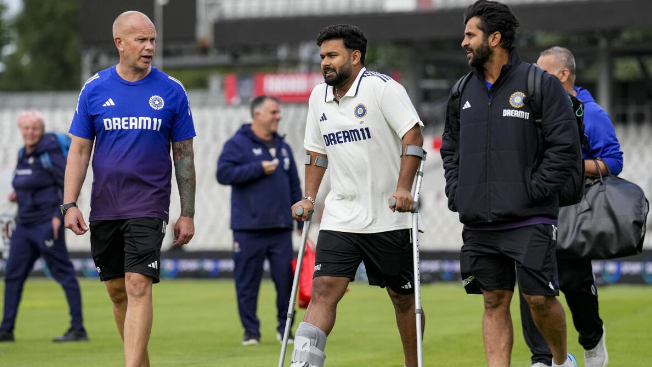 Rishabh Pant: దేశం కోసం చేద్దాం గయ్స్.. టీమిండియాకు రిషబ్ పంత్ మెసేజ్!