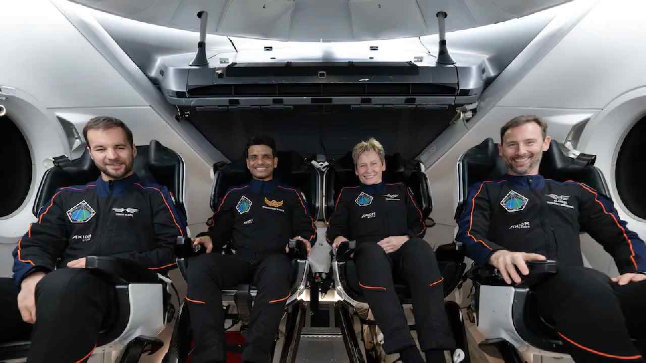 Shubhanshu Shukla: ఐఎస్ఎస్ నుంచి డ్రాగన్ ప్రయాణం.. 22 గంటల తర్వాత భూమికి శుభాన్షు శుక్లా..