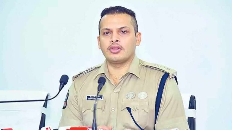 IPS Officer Siddharth Kaushal Resigns: ఐపీఎస్ సిద్ధార్థ కౌశల్ వీఆర్ఎస్‌పై కొత్త చర్చ..