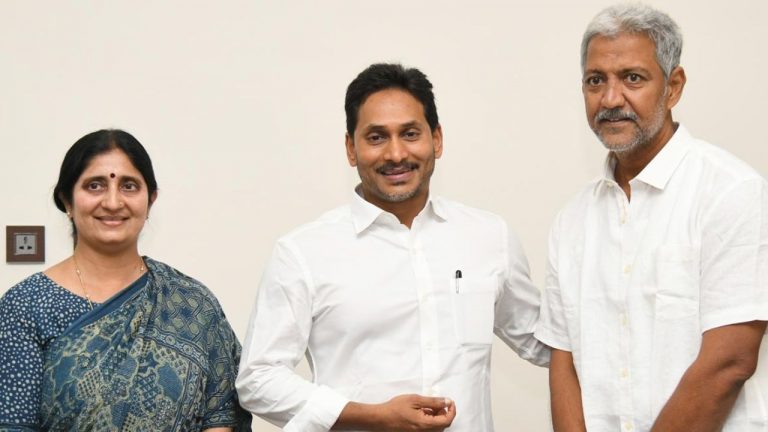 Vallabhaneni Vamsi: వైఎస్‌ జగన్‌ను కలిసిన వంశీ.. అండగా ఉంటామని భరోసా!