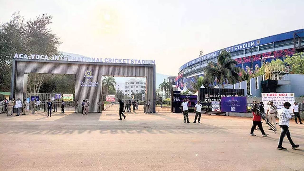 Andhra Premier League: క్రికెట్ లవర్స్ కు పండగే.. సాగరతీరం విశాఖలో మరో సందడి