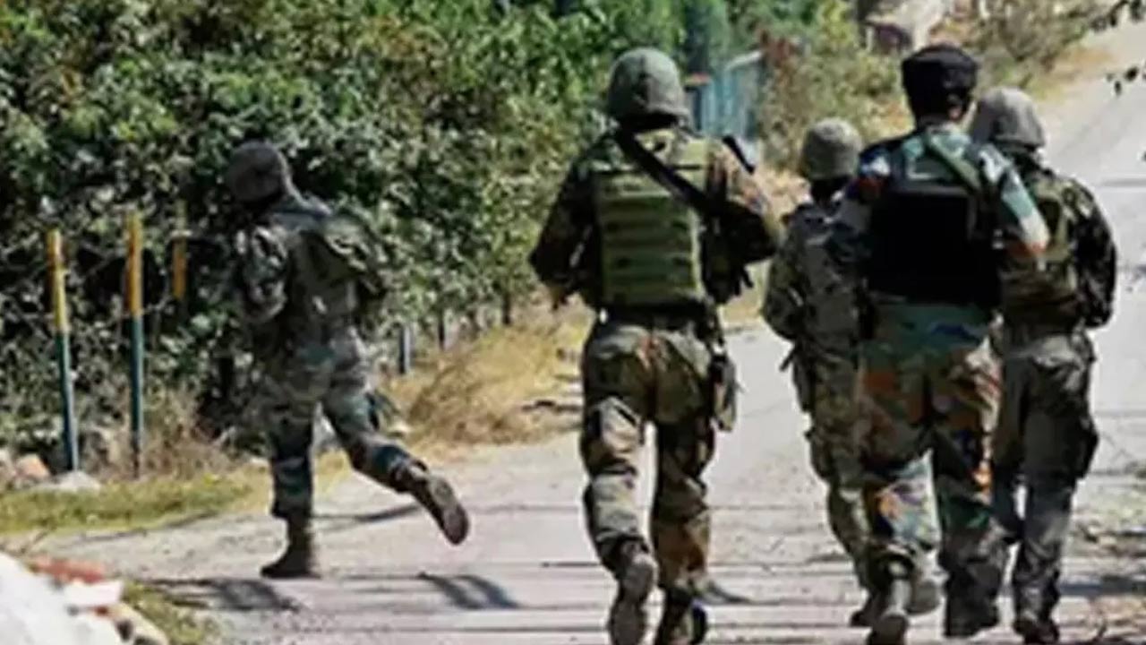 Landmine Blast: జమ్మూ కాశ్మీర్‌లో పేలిన ల్యాండ్‌మైన్.. ఆర్మీ జవాను మృతి