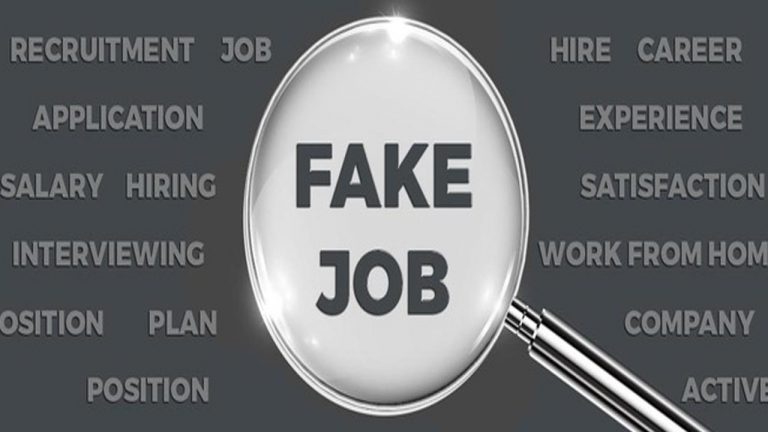 Fake Job Alert: ఆదిలాబాద్⁭లో డిజిటల్ మైక్రో ఫైనాన్స్ మోసాలు.. ఒక్కొక్కరి దగ్గర రూ.20 వేలు వసూలు!
