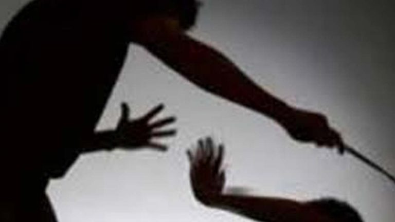 Extra Marital Affairs: మీరు మారరా.. భర్త హత్యకు లక్ష సుపారీ.. ఇలా దొరికిపోయిన భార్య