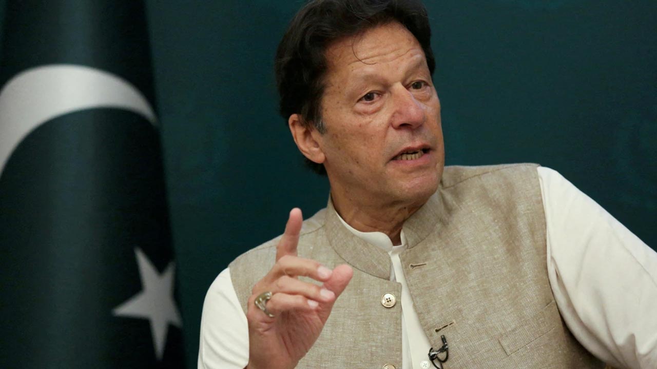 Imran Khan: చీకటి గదిలో జీవించడానికైనా సిద్ధం.. కానీ, బానిసత్వం వద్దు