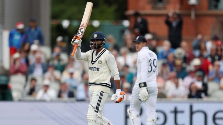 Ravindra Jadeja: ఓటమి నుంచి డ్రాకు.. టెస్టుల్లో రవీంద్ర జడేజా అరుదైన రికార్డు