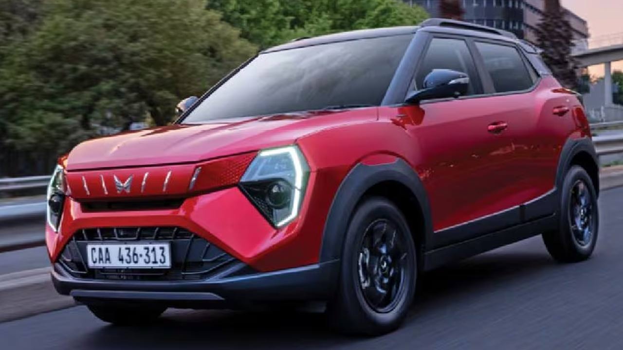 Mahindra XUV 3XO RevX: స్పోర్టీ లుక్ లో దుమ్మురేపుతున్న మహీంద్రా కొత్త కారు.. తక్కువ ధరకే!