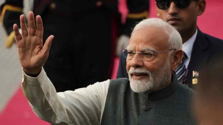 PM Modi: అప్రూవల్ రేటింగ్స్‌లో ప్రపంచంలోనే అగ్రస్థానంలో నరేంద్ర మోడీ..