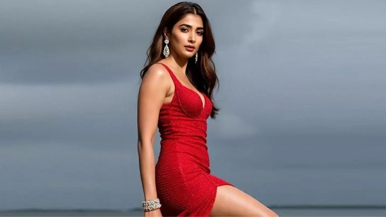 Pooja Hegde : పూజా హెగ్డేకు బిగ్ ఛాన్స్ – టాలీవుడ్‌లో గ్రాండ్ రీ ఎంట్రీ ఖాయం