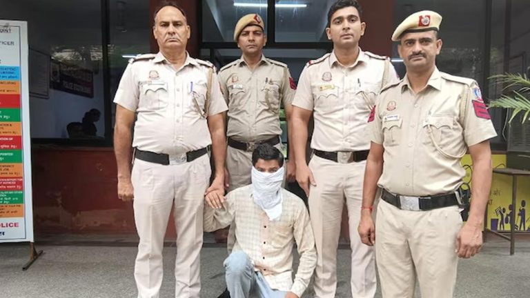 Delhi murder case: ఢిల్లీలో సంచలనం.. సంచిలో డెడ్ బాడీ.. కిల్లర్‌ను పట్టించిన ట్యాటూ