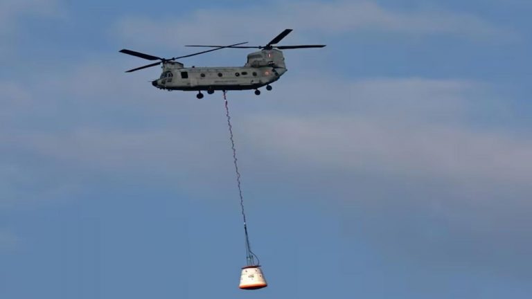 ISRO Gaganyaan mission: ఇస్రో సూపర్ సక్సెస్.. ఎయిర్ డ్రాప్ టెస్ట్ విజయవంతం