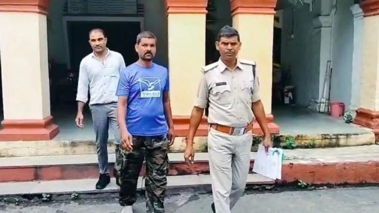 shocking crime: ఉల్లి తెచ్చిన లొల్లి.. తండ్రిపై పెట్రోల్ పోసి నిప్పంటించిన కొడుకు