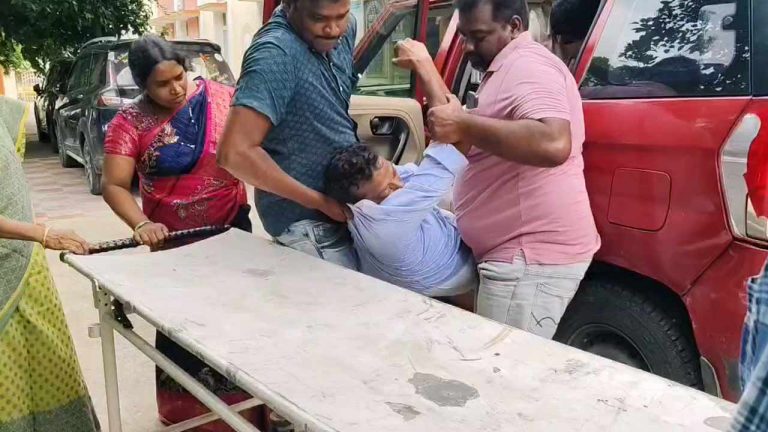 Heart Attack: ఆగిన ట్రాఫిక్‌ ఏఎస్సై గుండె.. కారు డ్రైవ్‌ చేస్తుండగానే మృతి