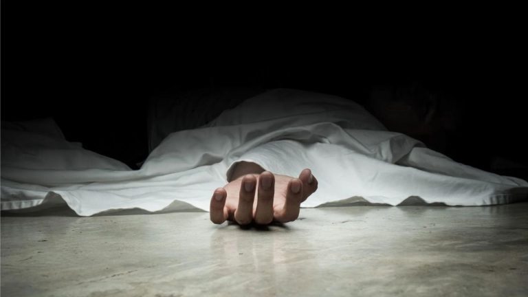 Suspicious Death: హత్యా? ఆత్మహత్యా? నర్సింగ్‌ హోంలో నర్సు అనుమానాస్పద మృతి!