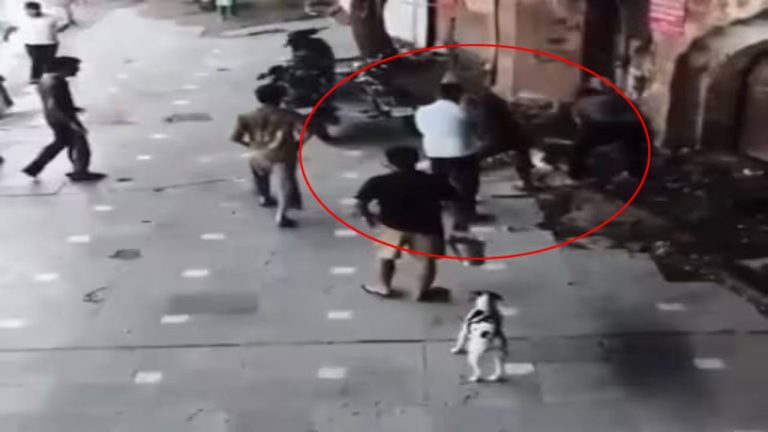 Delhi Horror: ప్రసాదంపై వివాదం.. ఆలయ సేవకుడు హత్య