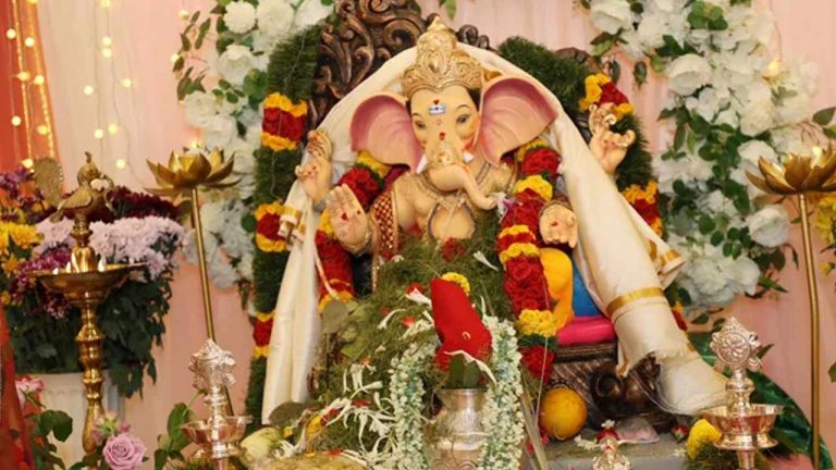 Ganesh Chaturthi 2025: వినాయకుడి విగ్రహం పెడుతున్నారా? ఇది మీ కోసమే..